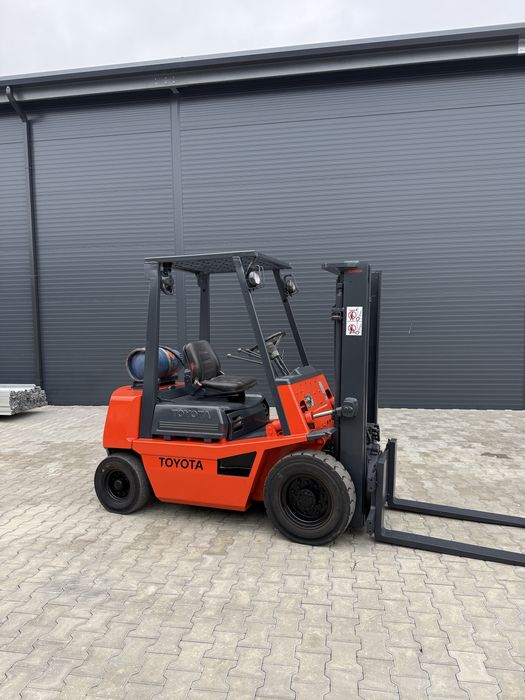 Stivuitor 2,0 Tone Motostivuitor GPL 2000 kg GAZ