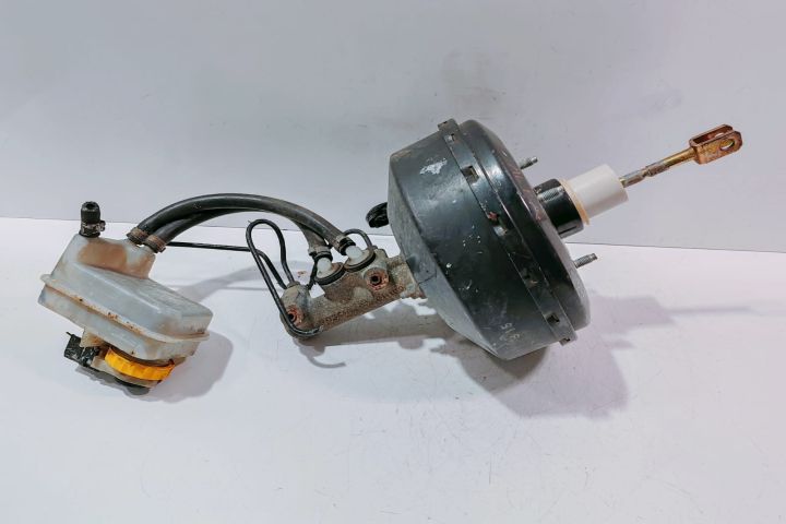 Tulumba Frana   cu pompa centrala Alfa Romeo 156 932