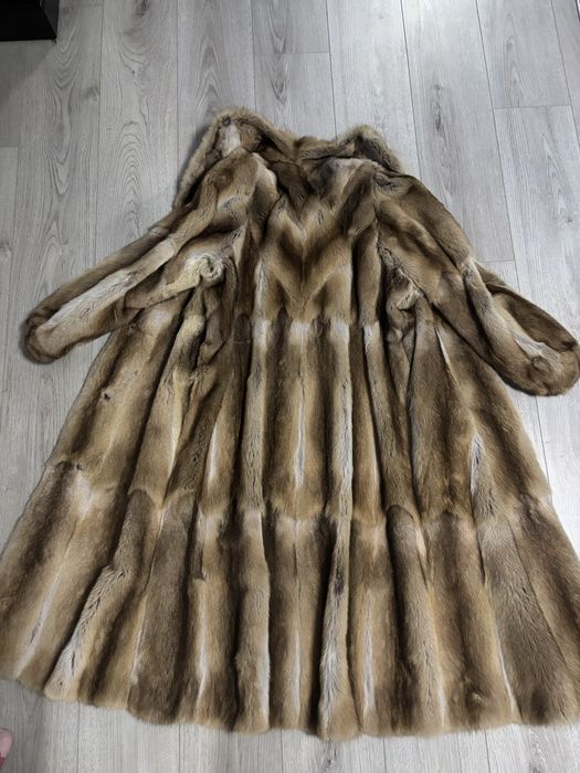 Haină de blană naturală