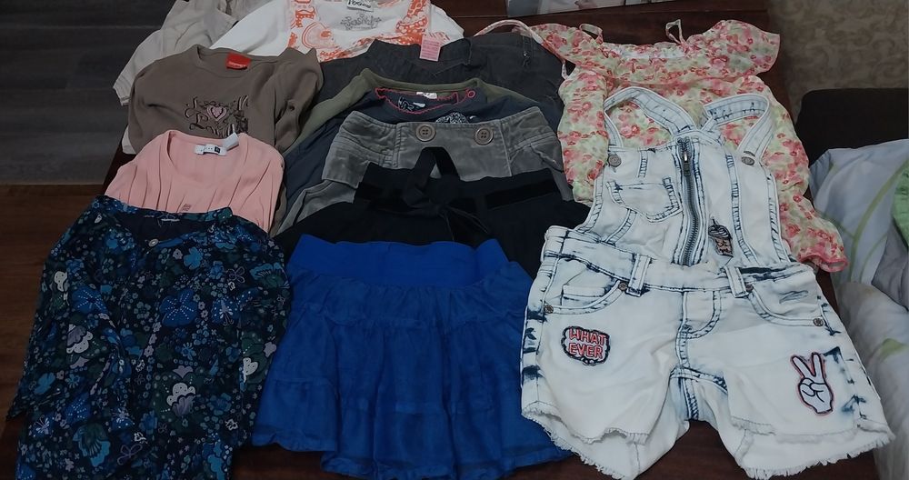Отдам вещи на девочку