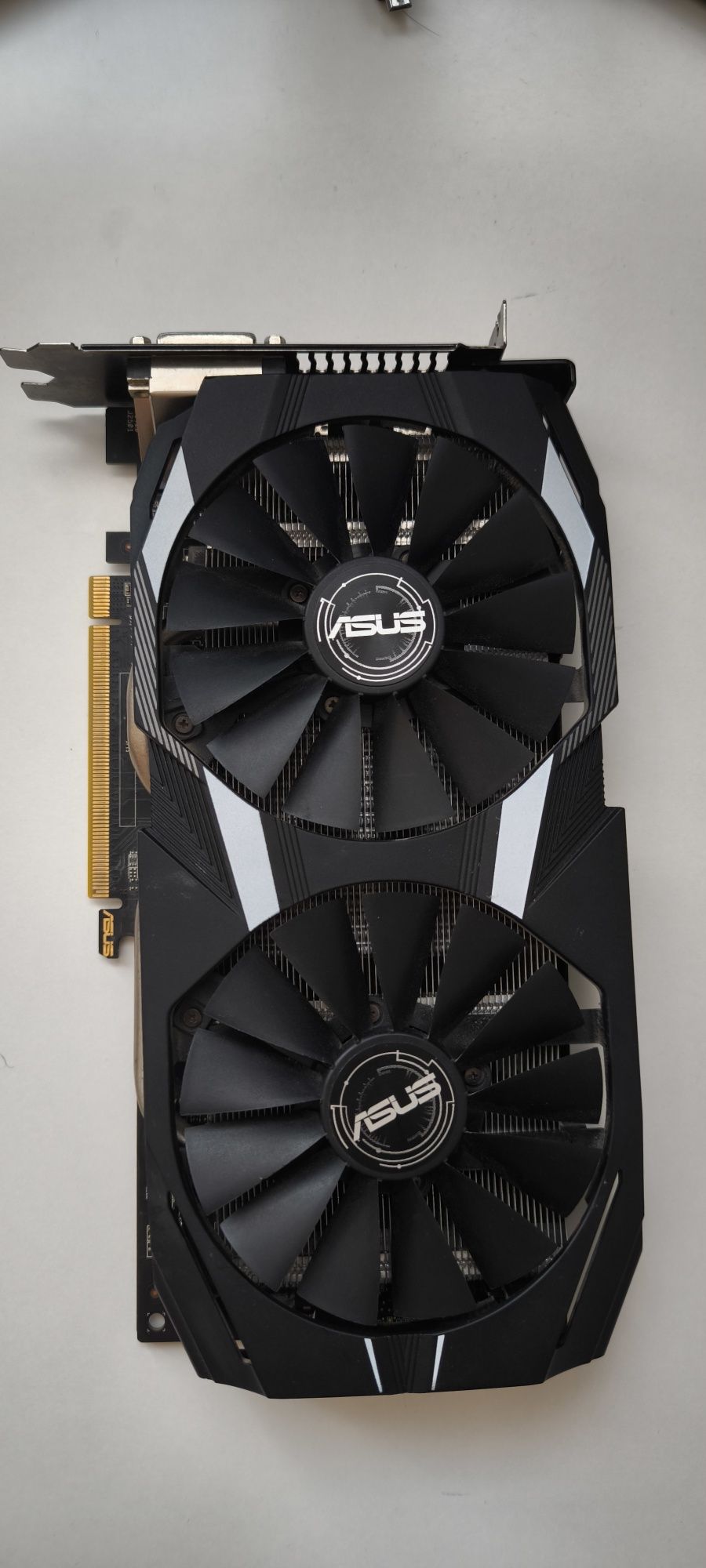 Видеокарта ASUS Radeon RX580 4GB