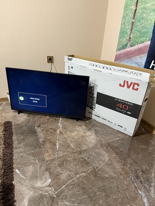 Телевизор JVC 40 инча