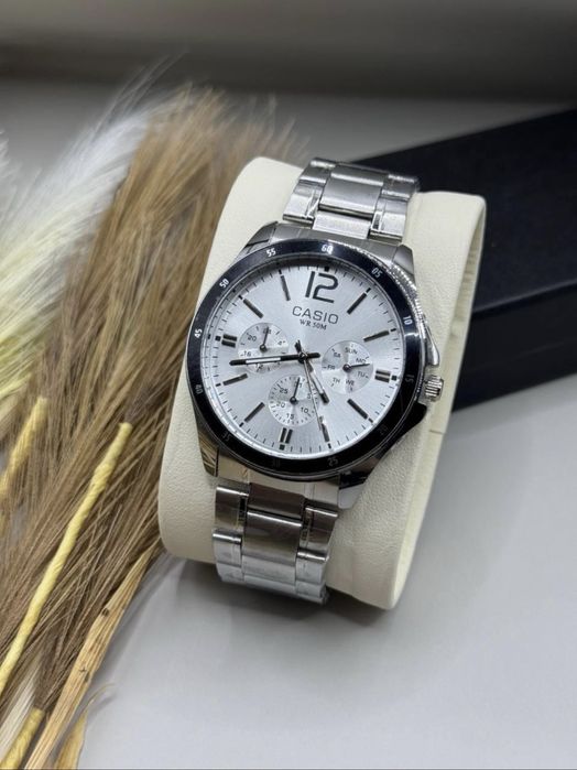 Продам часы Casio