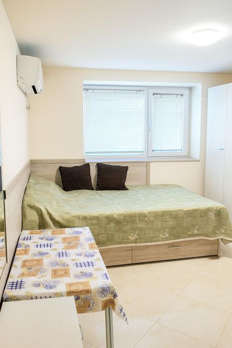 Дава се под наем Едностаен апартамент в Пловдив, Център - 25 кв.м за 223.38 € - Снимка #1