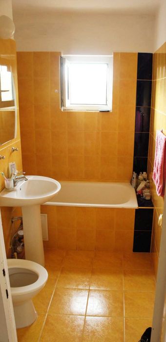 Vand/Schimb Apartament 3 camere decomandat, etaj2