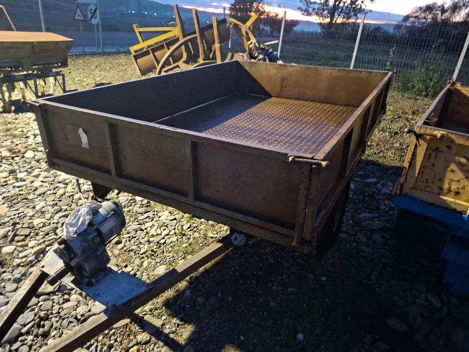 Tractor nardi italia 4x4 cu Plug disc si remorca