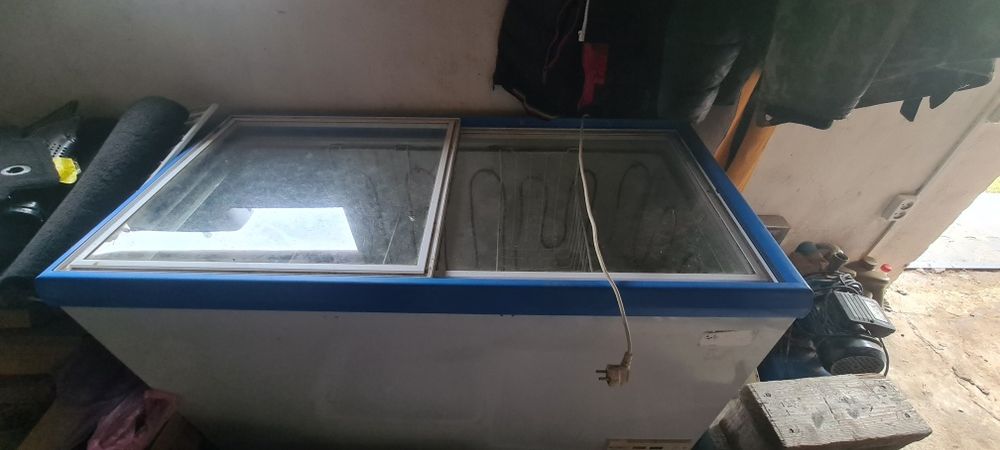 Продаётся морозильная камера