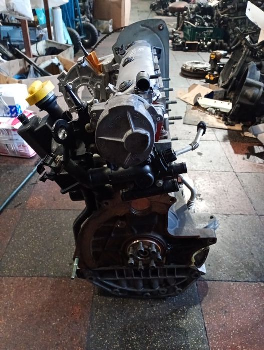 Motor complet fara anexe Renault trafic 1.9dci f9q Opel vivaro 1.9cdti
