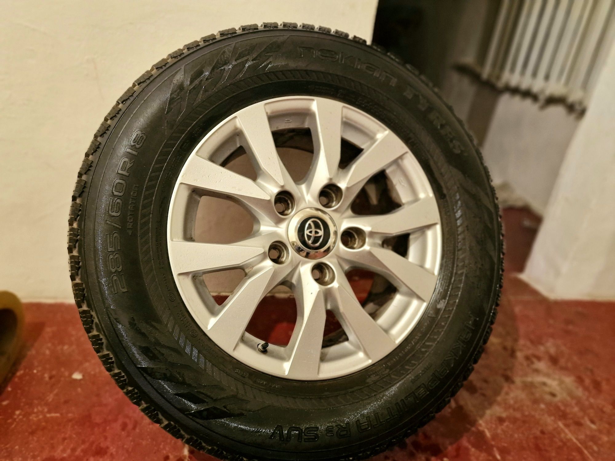 Шины с дисками Nokyan Tyres Hakkapeliitta r3 suv 285/60 R18