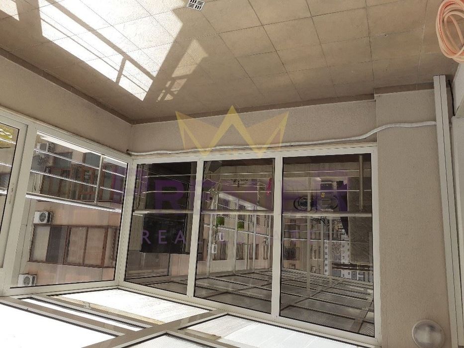 Продава се Двустаен апартамент в Варна, Възраждане 1 - 110 кв.м за 1728 €/кв.м - Снимка #11