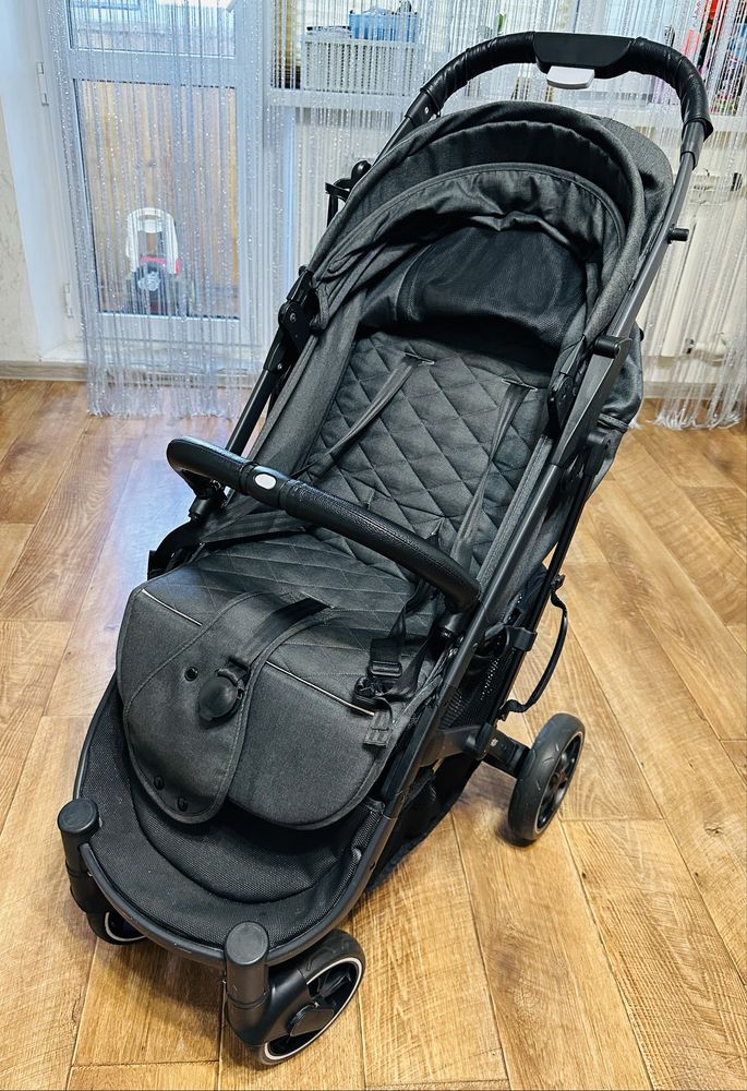 Коляска прогулочная Mstar 301B