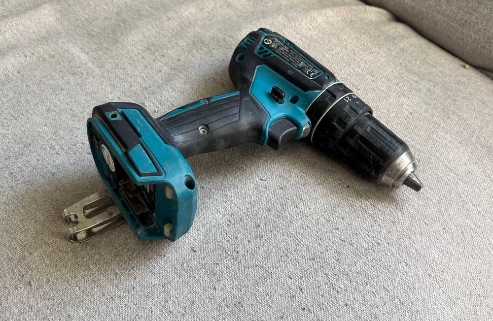 Masina de gaurit si insurubat cu percutie Makita DHP485 - corp