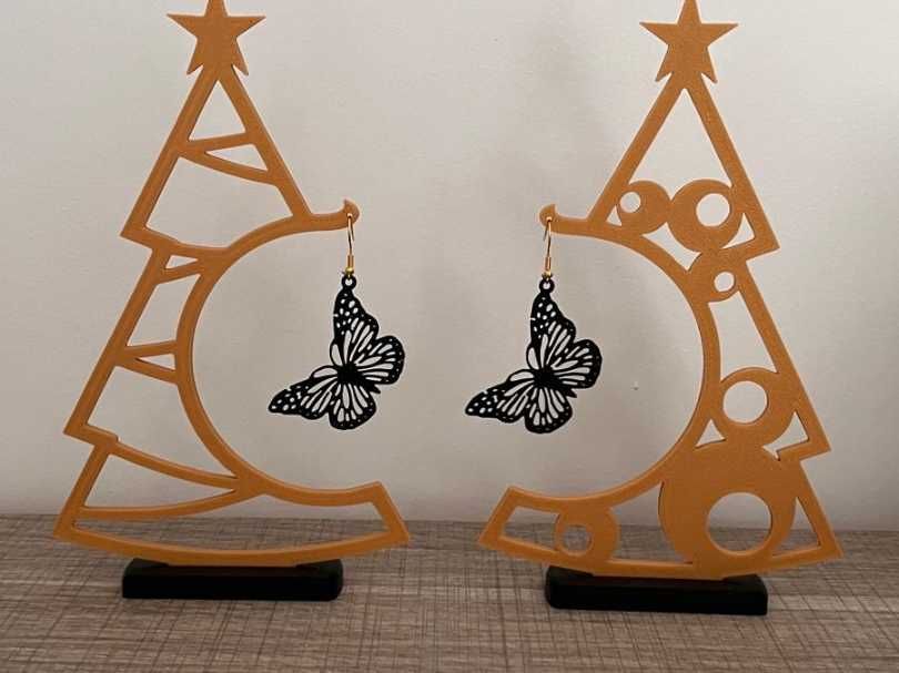 Cercei fluture negri – print 3D eleganți, 15 lei