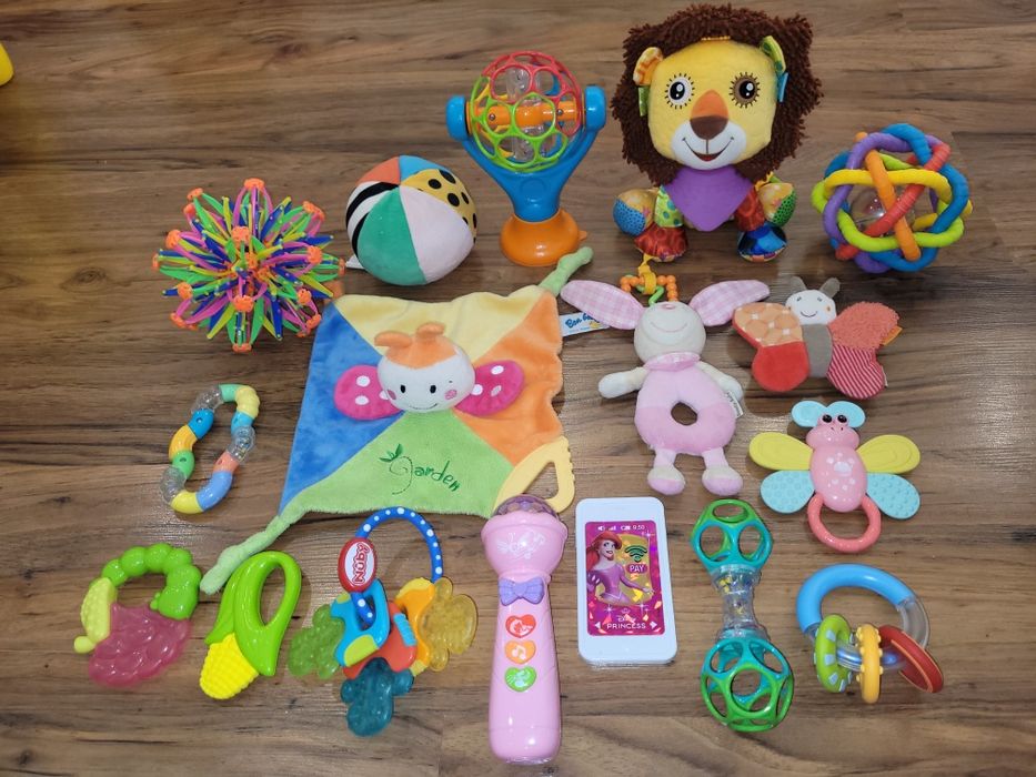 Голям лот бебешки играчки Playgro и др.