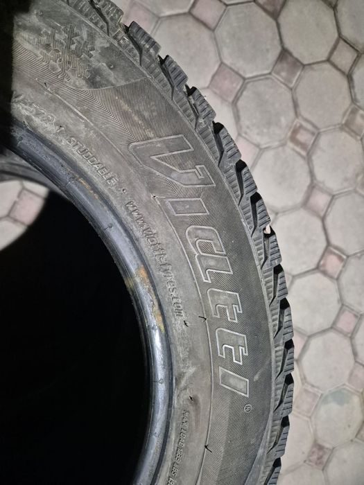 Продам б/у шины  R15