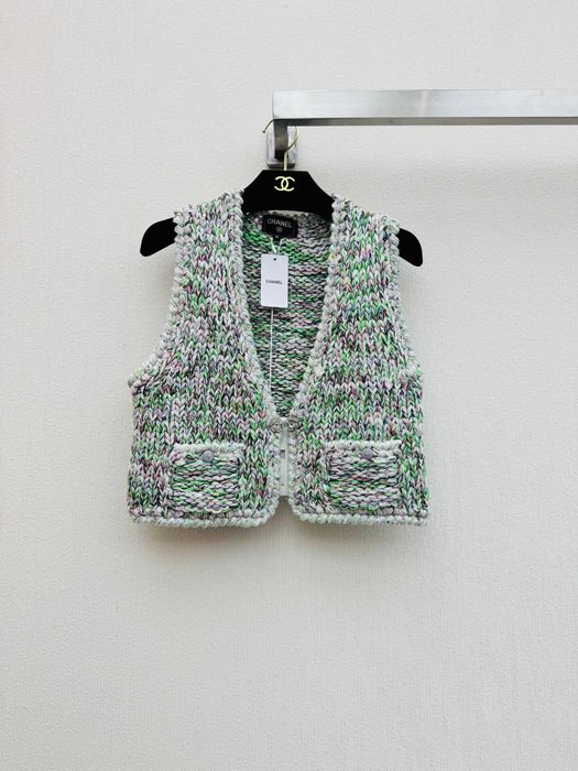 Vesta Chanel - calitate premium prezentrare completa