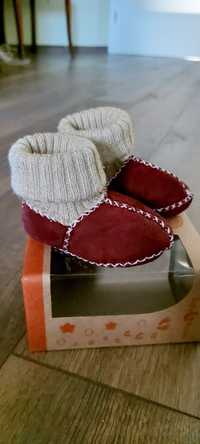 Детски /бебешки пантофки тип чорап с велур