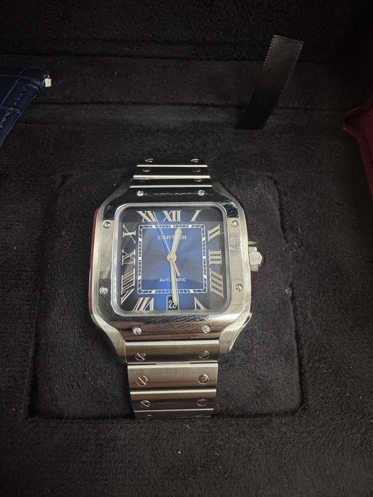 Срочно горит!! продаётся часы Cartier