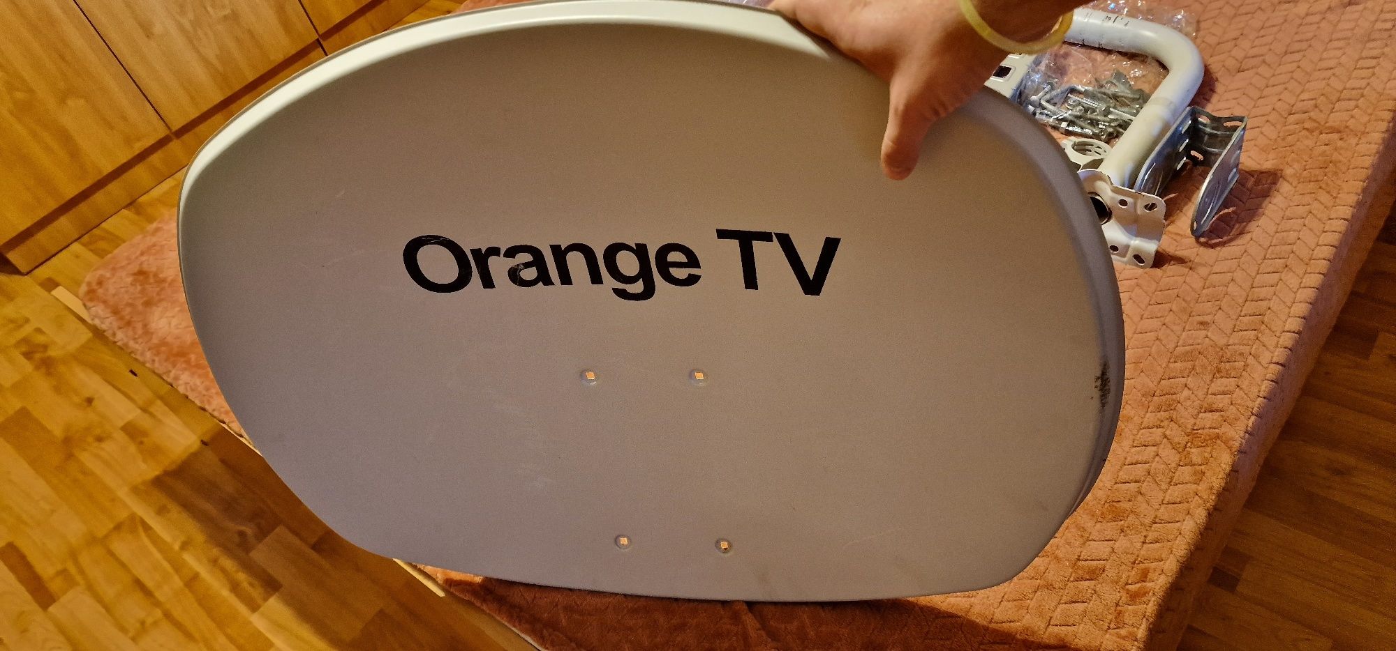 Antena satelit (parabolica) Orange