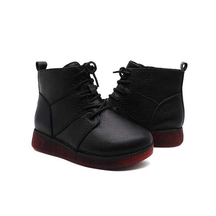 Дамски черни боти от естествена кожа с връзки и цип