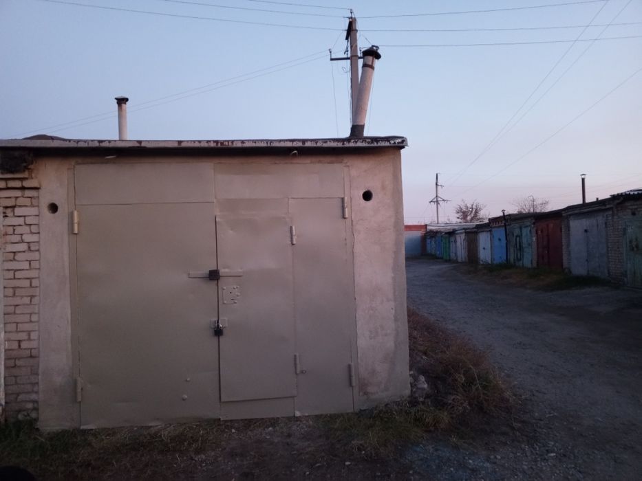 Продам гараж в ГЭК 4 Родник КЖБИ.