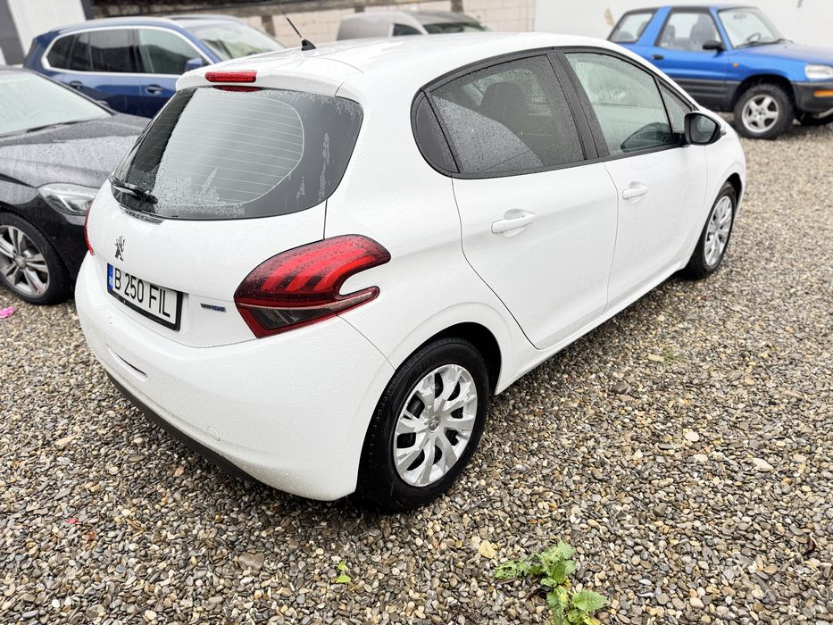 Peugeot 208 1.4Hdi 2016 183000km Reali