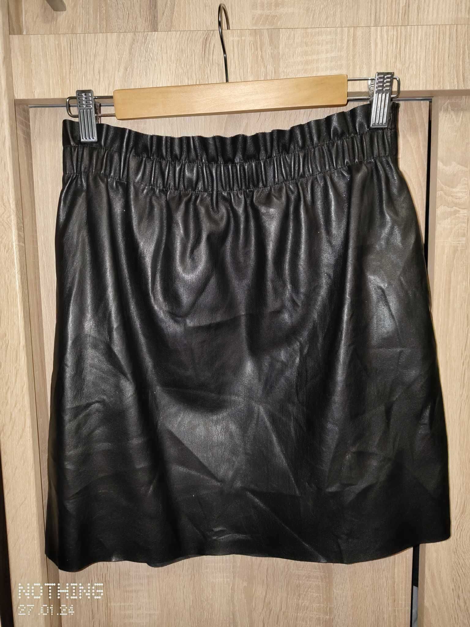 Zara Knit Black Faux Leather Skirt