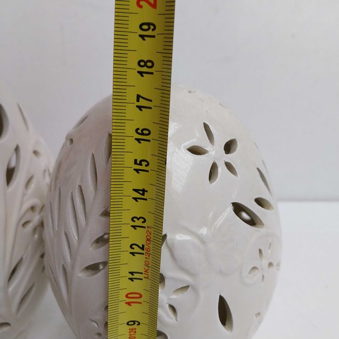 НАЙ ДОБРАТА ОФЕРТА Големи декоративни порцеланови яйца / свещник