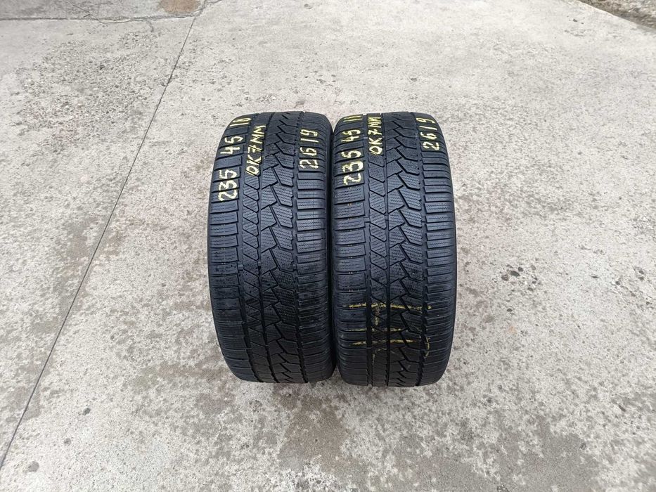 Doua anvelope iarna 235 45 18 continental wintercontact TS860 cu 7 mm