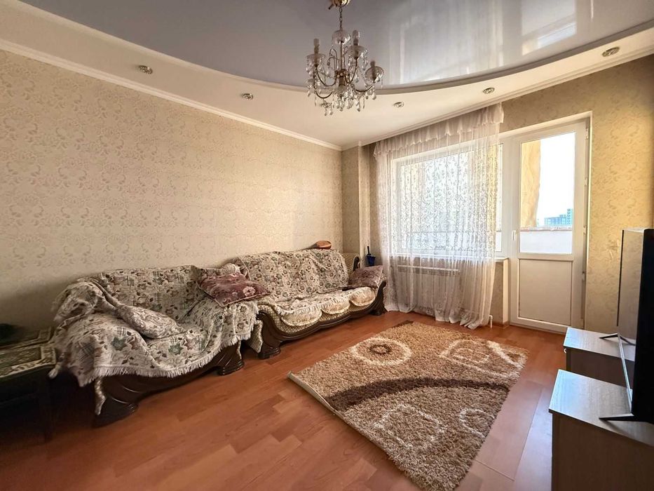 Просторная и уютная 2-ком квартира на Юго-Востоке пр. Шахтёров 60(НИШ)