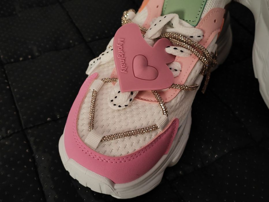 Adidași noi măsura 39