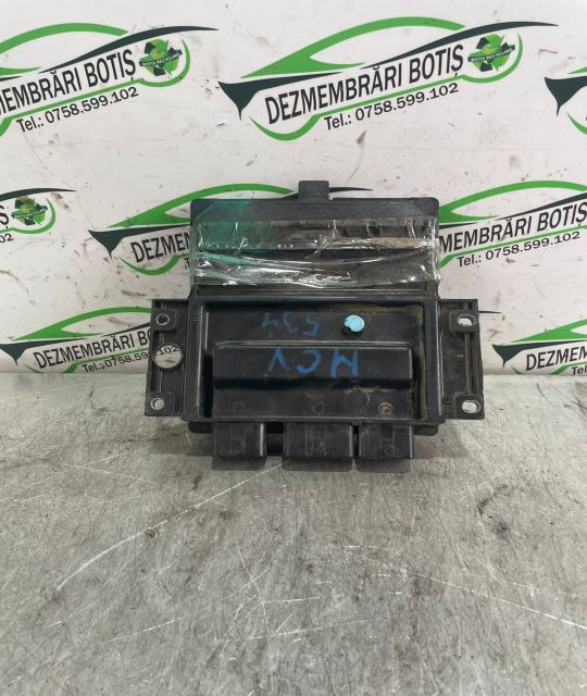 Calculator motor ECU 8201002106 Dacia Logan prima generatie (facelift