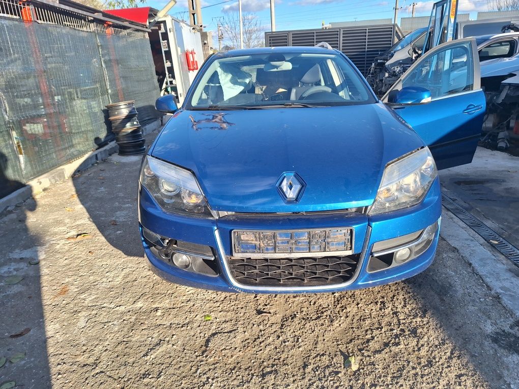 Dezmembrez Renault Laguna 3 2012