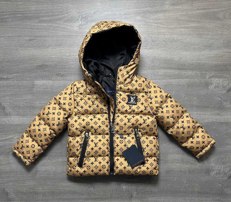 Детски якета с бранд