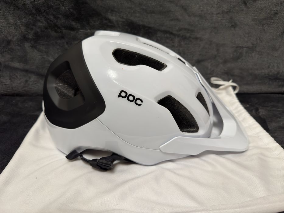 Casca POC AXION race mips
