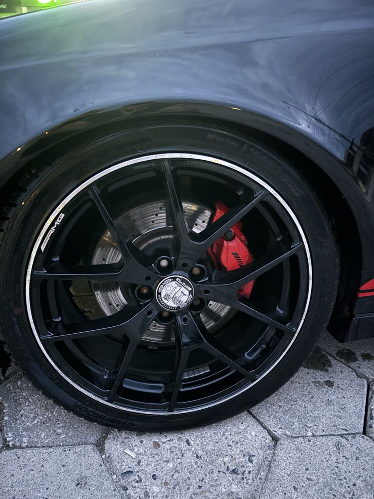 AMG Дажнти 19 за мерцедес с гуми