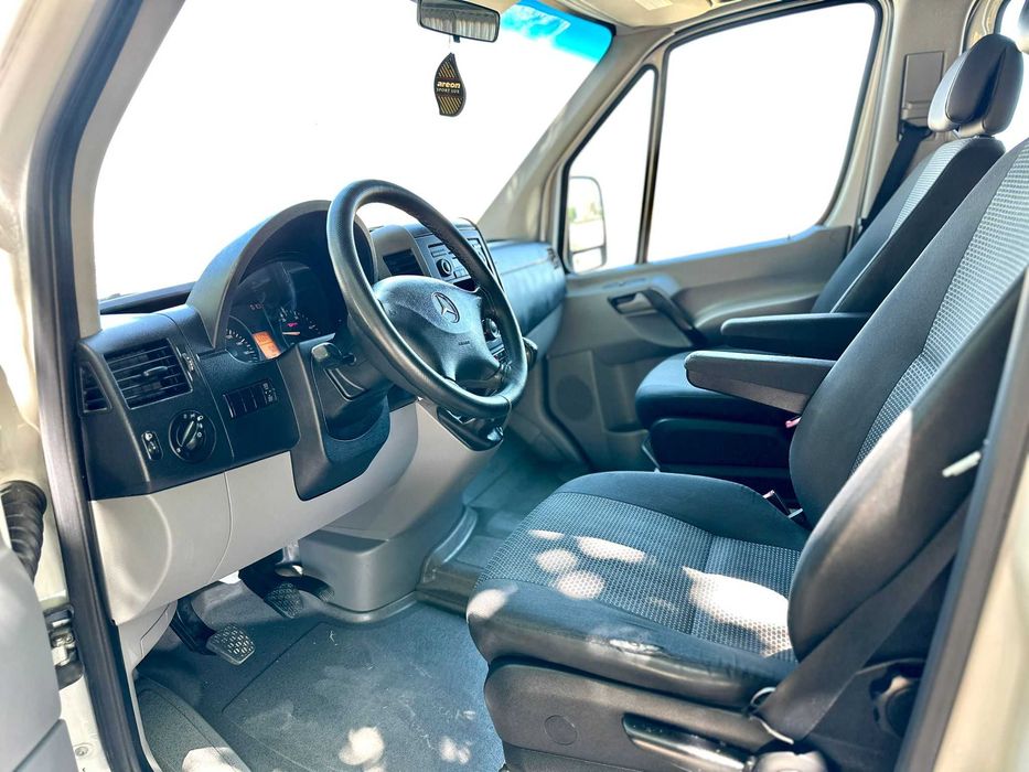 Mercedes Sprinter 8+1 locuri 2.2 Diesel 130 Cp 2010