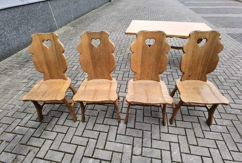 Комплект дървена маса с 4 стола