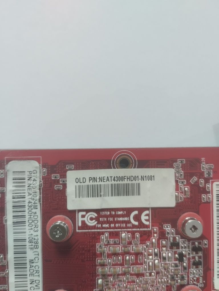 Видеокарта GT 43O 1O24M DDR3 128B в очень хорошем состоянии