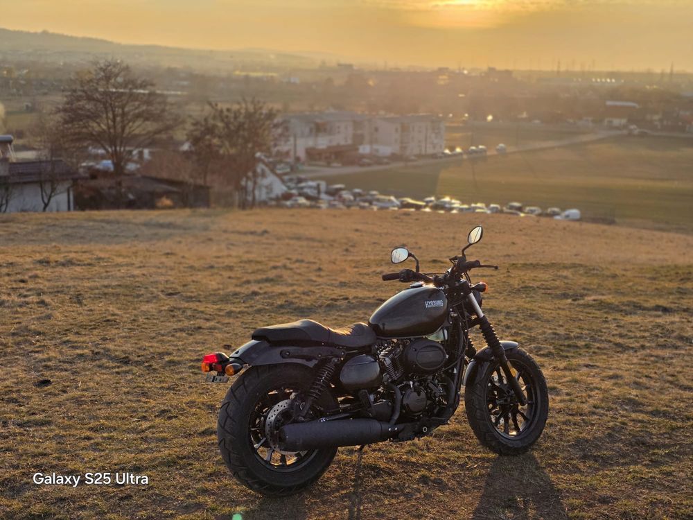 Motocicleta Hyosung GV 125S