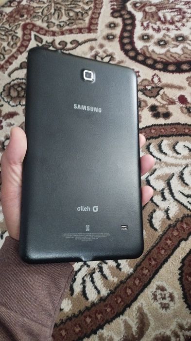 Planshetlar sotiladi