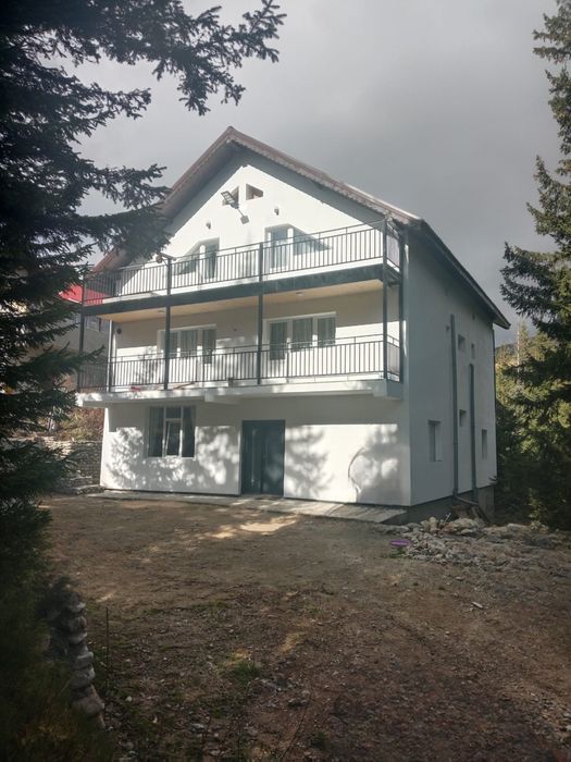 Inchiriez cabana la ranca