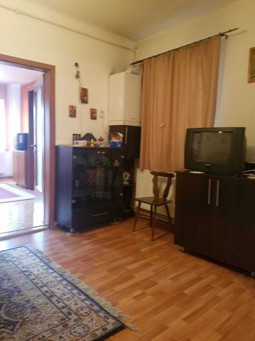 PF dau in chirie bucatarie cu living + dormitor zona Dedeman Auto Beta