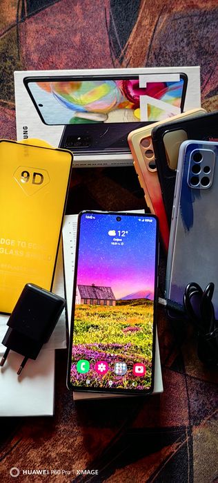 SAMSUNG Galaxy A71 White pearl-Перфектно състояние.Подаръци