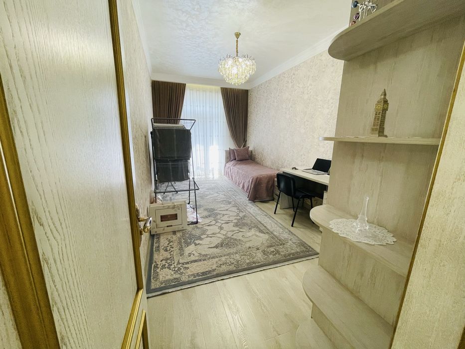 Продам свою квартиру 180 кв.м.
