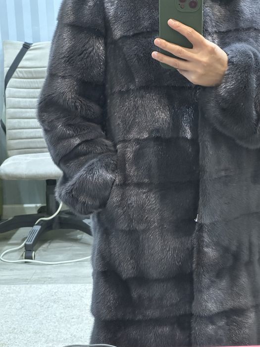 Продаю норковую шубу