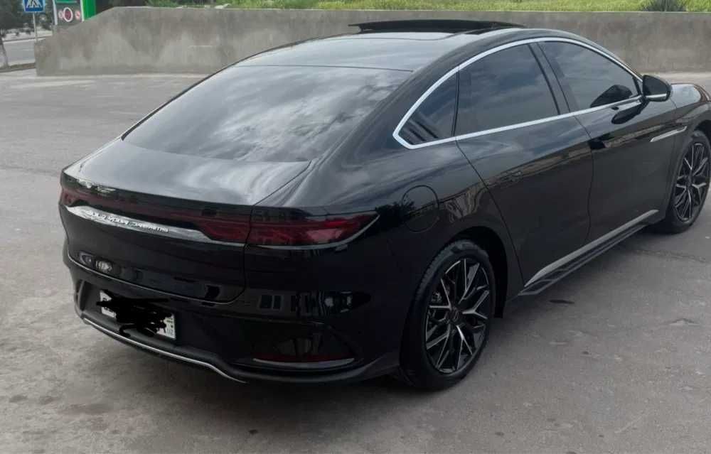BYD Han Muddatli tolovga yillik 10%
