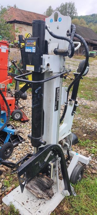 despicatoare crepatoare spargatoare lemne 10 30 tone