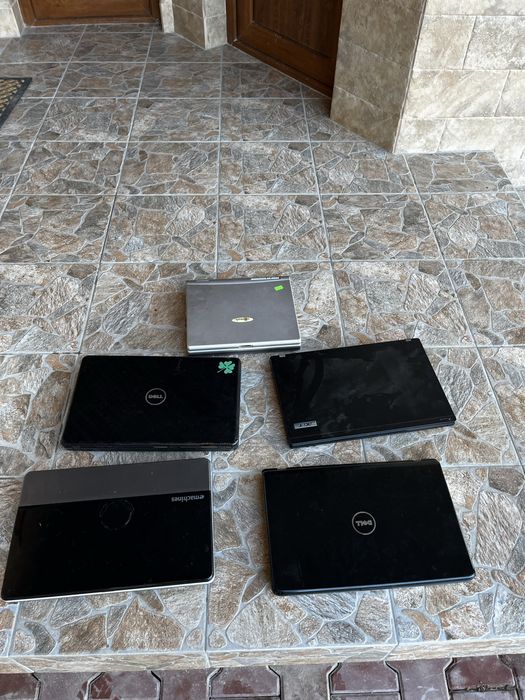Лаптопи  Dell , Acer