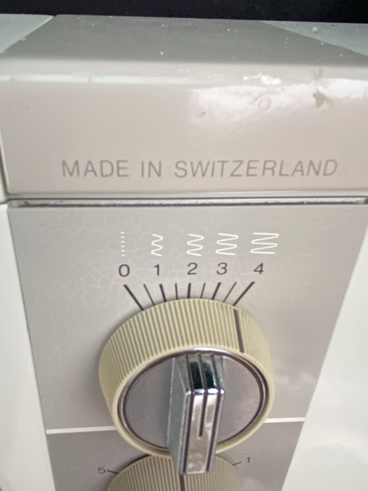 Шевна машина BERNINA Record 932 Rlectronic
